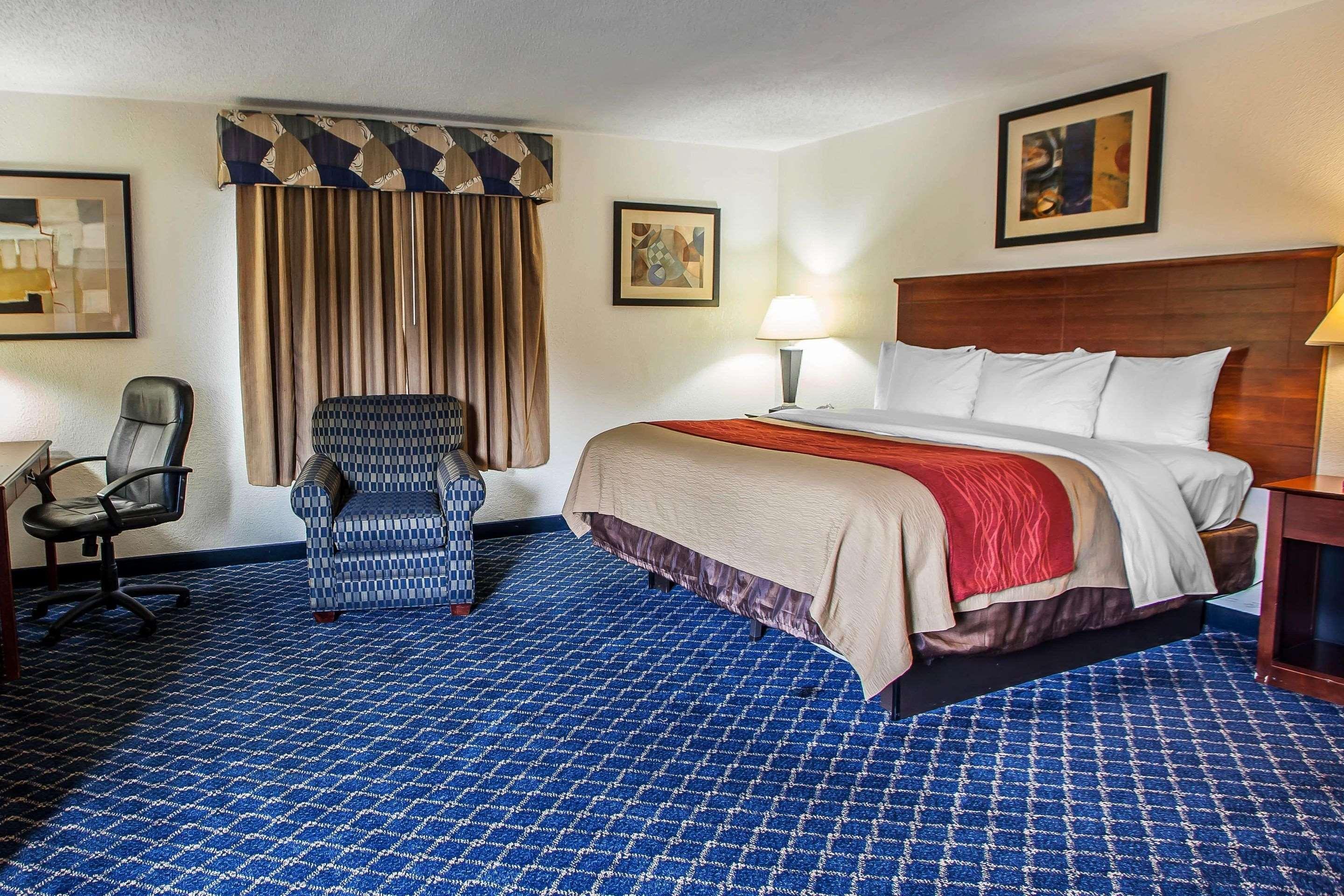 Comfort Inn Feasterville - Тревоус Екстериор снимка