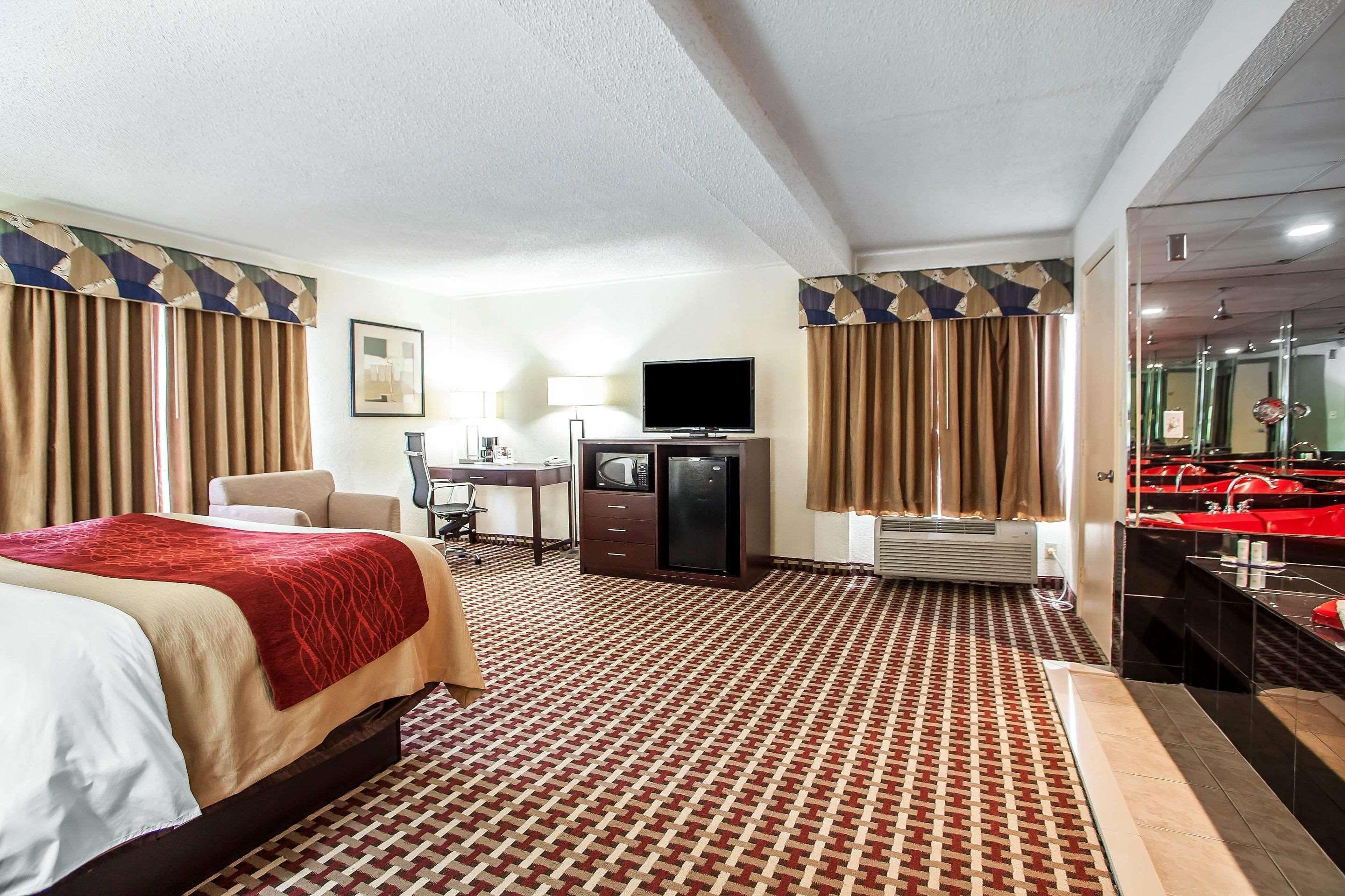 Comfort Inn Feasterville - Тревоус Екстериор снимка