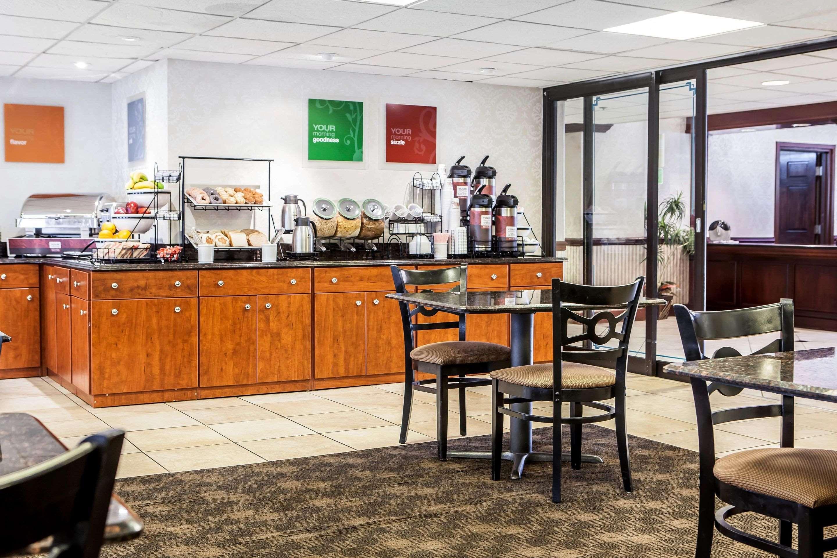 Comfort Inn Feasterville - Тревоус Екстериор снимка