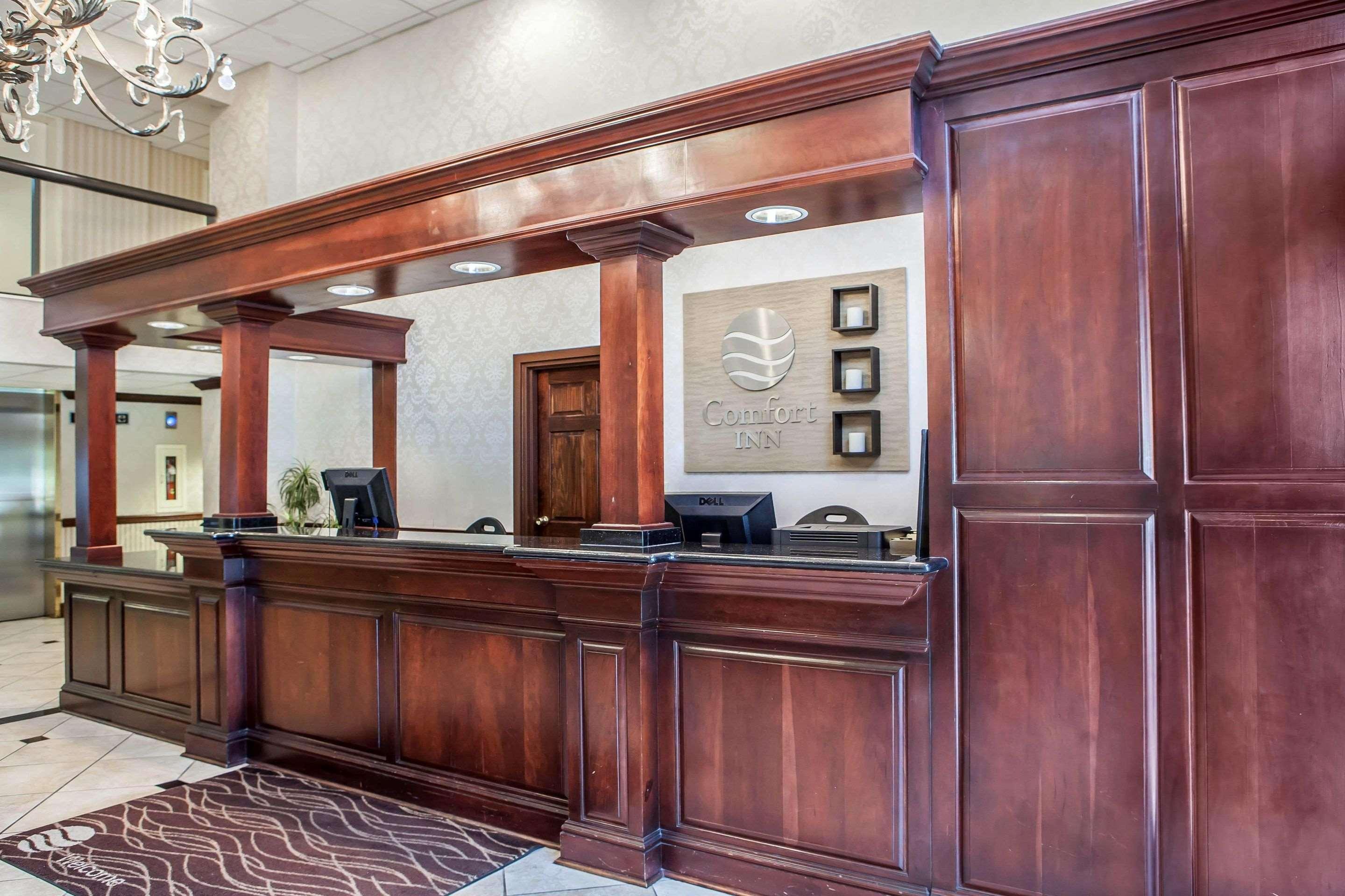 Comfort Inn Feasterville - Тревоус Екстериор снимка